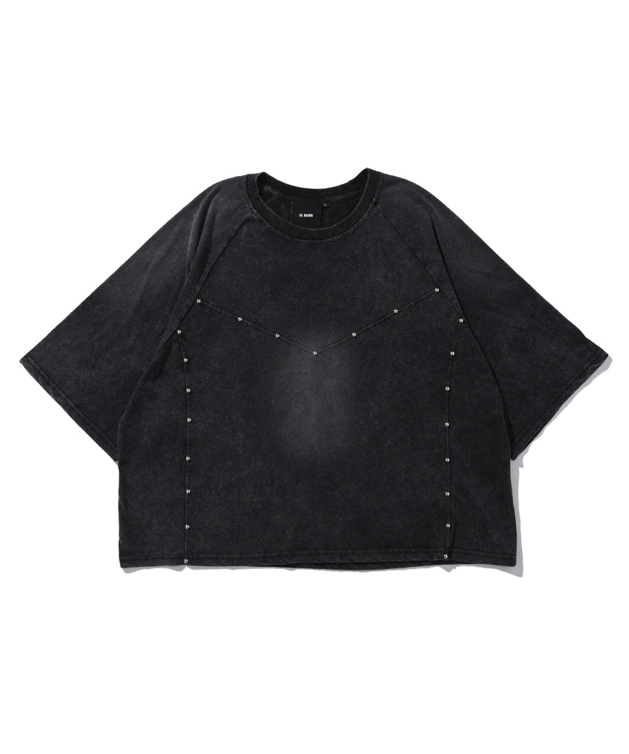 "FEAR" STUDS SHORT SLEEVE