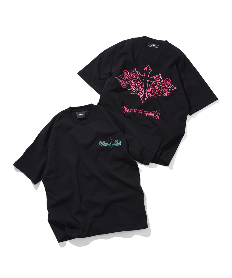 “REVENGE” CROSS SHORT SLEEVE