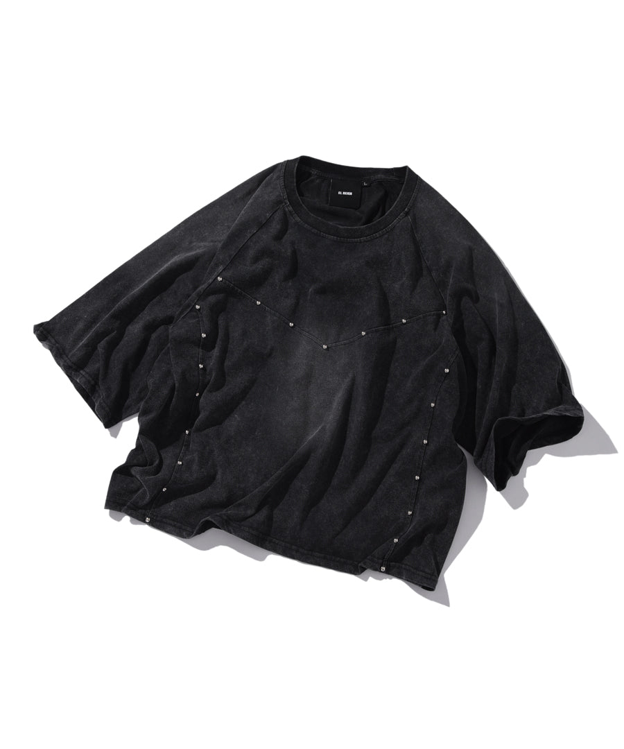 "FEAR" STUDS SHORT SLEEVE